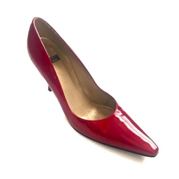 Stuart Weitzman Pumps   - Picture 1 of 12